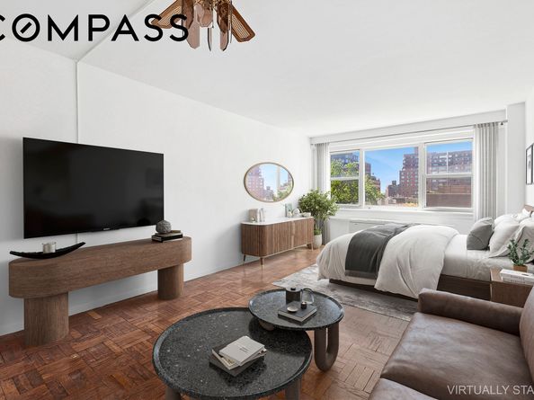 101 West 12th Street 10E, New York NY 10011