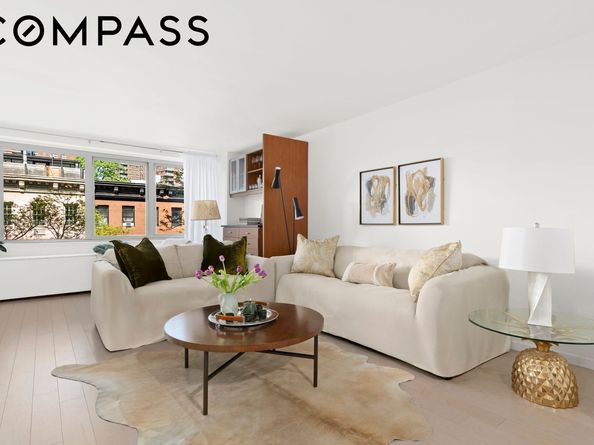 360 West 22nd Street 5H, New York NY 10011