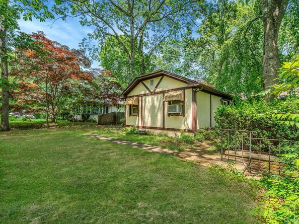 114 Oakwood Drive, Wading River NY 11792