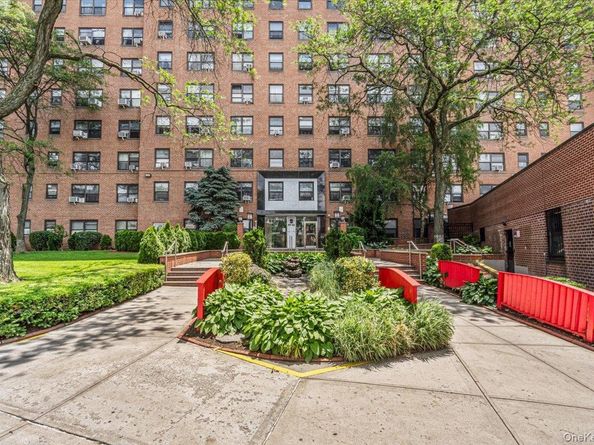 99-40 63rd Road 1Z, Rego Park NY 11374