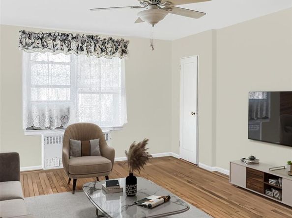 35-31 205 Street 302, Bayside NY 11360