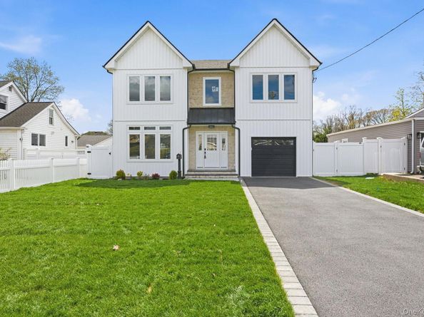 3690 Lufberry Avenue, Wantagh NY 11793