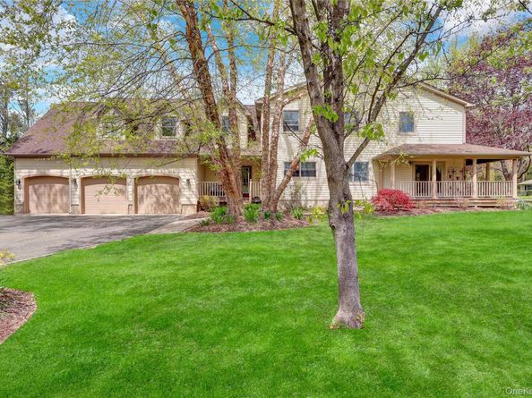 26 Peachtree Lane, Mount Sinai NY 11766