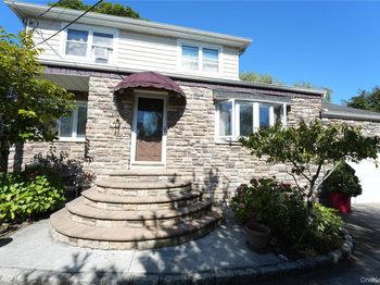 368 Merrifield Avenue