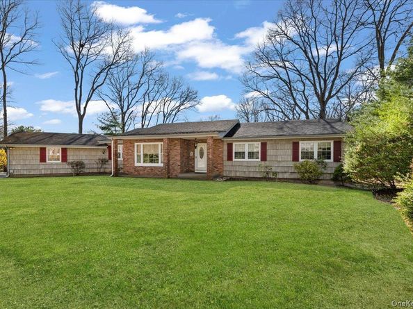 22 Woodmont Road, Melville NY 11747