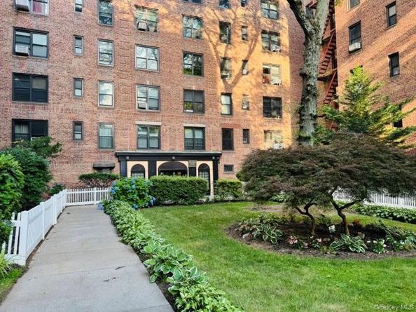 83-20 98th Street 5D, Woodhaven NY 11421