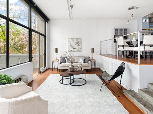 15 Stewart Place 1D, White Plains NY 10603
