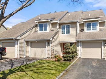 41 Doral Lane
