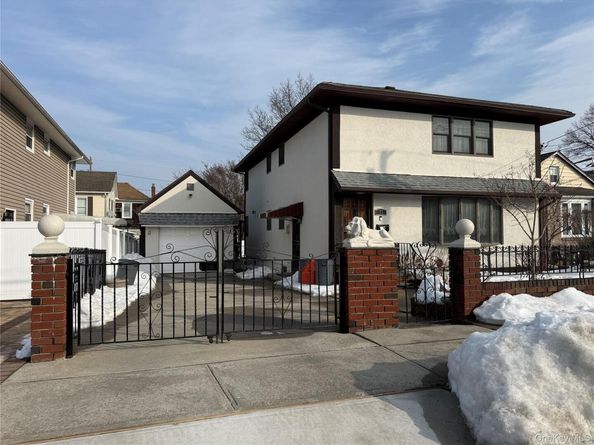 77 Lucille Avenue, Elmont NY 11003