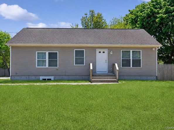 762 Bourdois Avenue, Bellport NY 11713