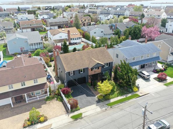3935 Sally Lane, Oceanside NY 11572