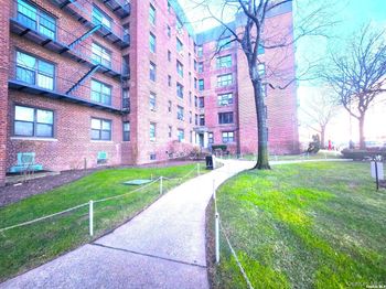 112-24 Northern Boulevard