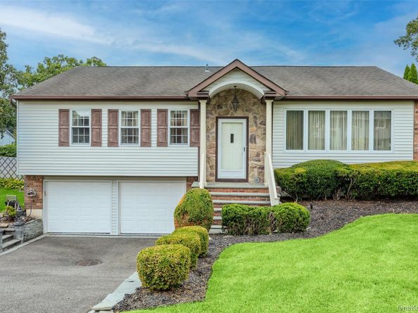 3 Louis Place, Nesconset NY 11767