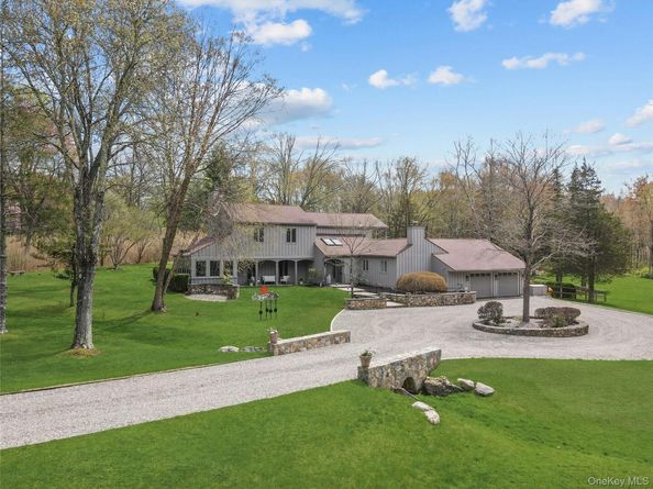 12 E Ridge Road, Waccabuc NY 10597
