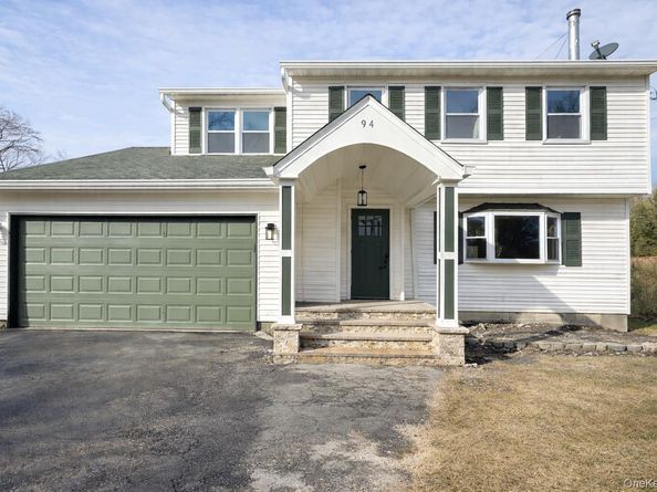 94 Sally Lane, Ridge NY 11961