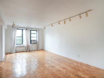1 Remsen Road