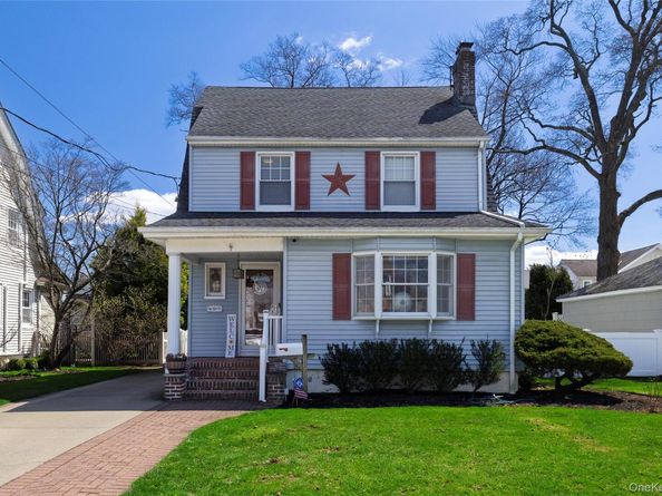 407 Morris Avenue, Rockville Centre NY 11570