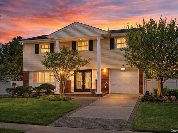 3641 Bertha Drive, Baldwin NY 11510