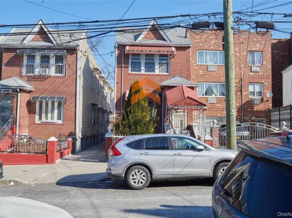 865 E 215th Street, Bronx NY 10467