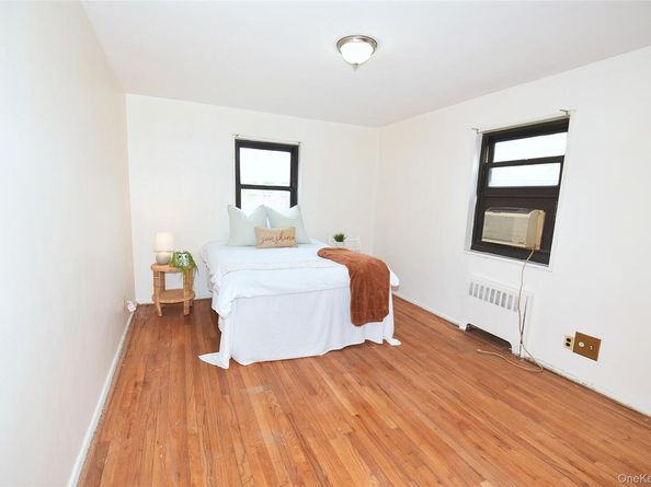 163-49 Willets Pt Boulevard unit 5167, Whitestone NY 11357