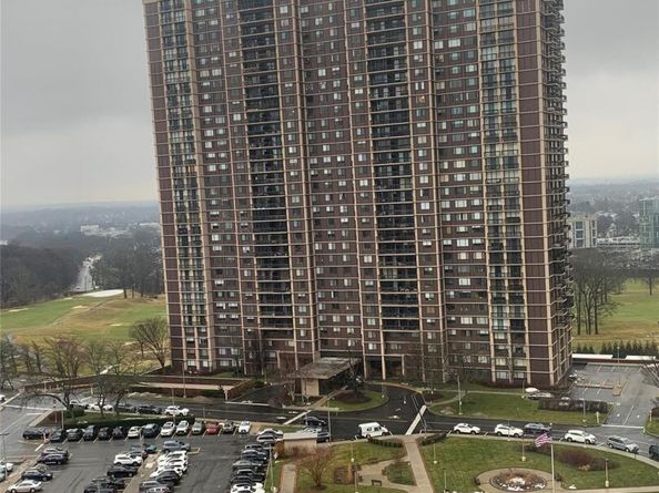 269-10 17K Grand Central Parkway 17K, Floral Park NY 11005