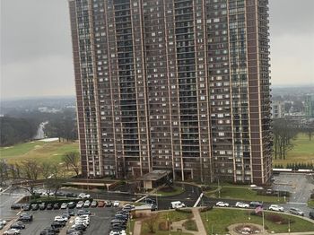 269-10 17K Grand Central Parkway