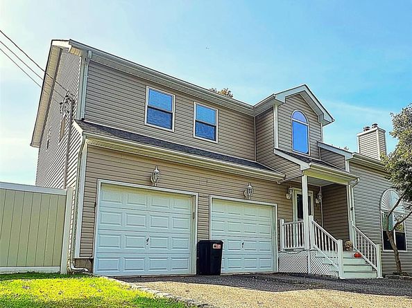 96 Magnolia Drive, Rocky Point NY 11778