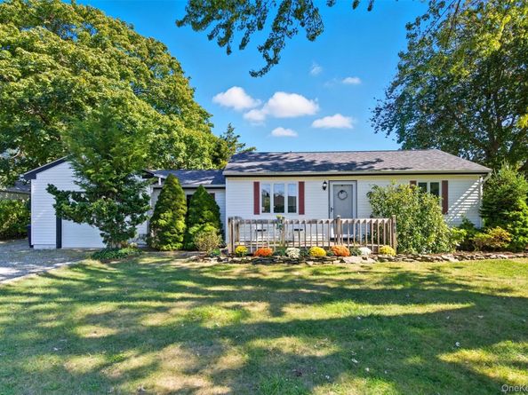 290 5th Street, East Northport NY 11731