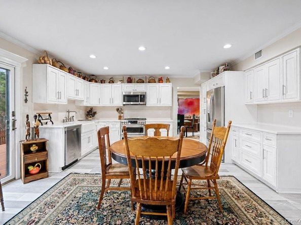 38 Maple Court, Jericho NY 11753
