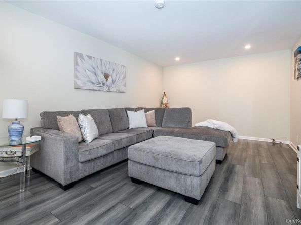 450 Pelham Road 3H, New Rochelle NY 10805