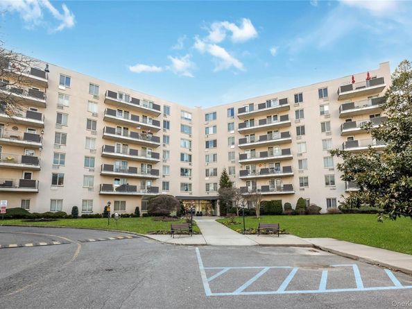 135 Post Avenue 1O, Westbury NY 11590