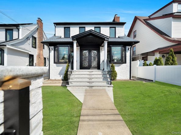 8525 151st Street, Briarwood NY 11432