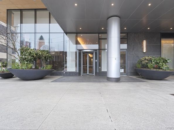 450 w. 42nd Street 57G, New York (Manhattan) NY 10036