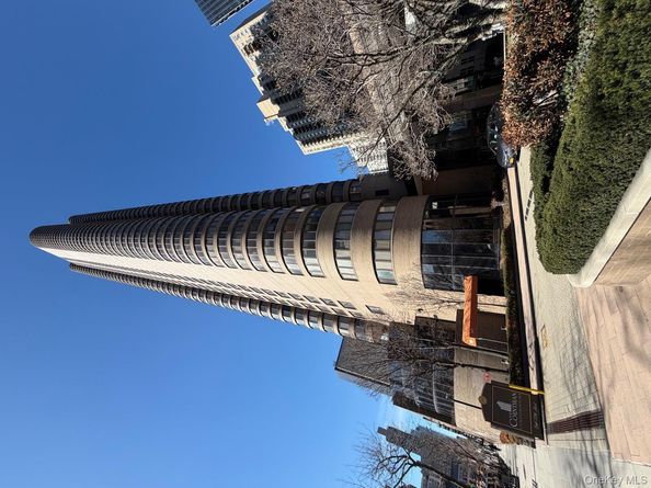 330 E 38th Street 12Q, New York (Manhattan) NY 10016