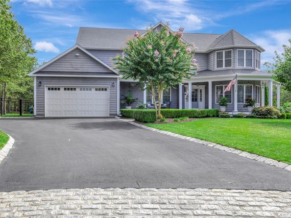 39 Blackberry Lane, Center Moriches NY 11934