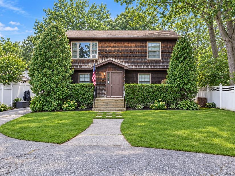 1045 Park Avenue, Huntington NY 11743