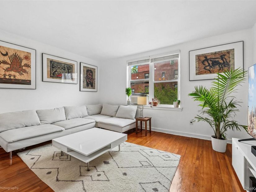 52-18 39th Avenue 3D, Woodside NY 11377