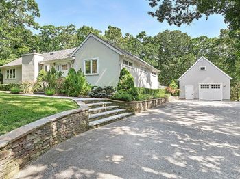 5 Rowman Court