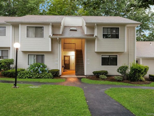 90 Molly Pitcher Lane F, Yorktown Heights NY 10598