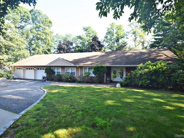 29 Ivy Hill Drive, Smithtown NY 11787