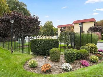 18 Granada Crescent