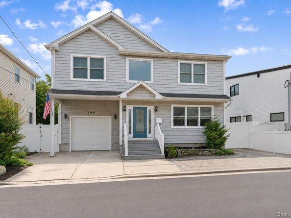 109 Kopf Road, Bellmore NY 11710