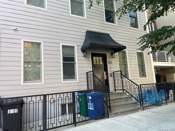 25-39-38 street, Astoria NY 11103