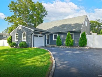 25 Rosanne Court