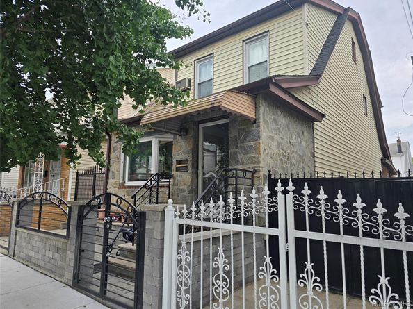 8923 182nd Place, Hollis NY 11423