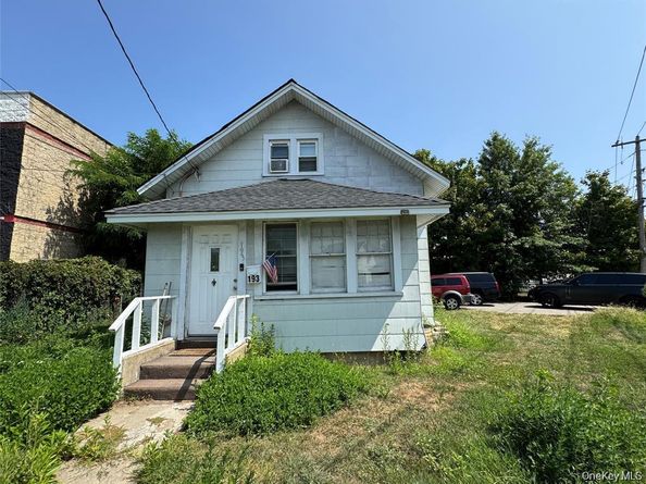 193 W Graham Avenue, Hempstead NY 11550