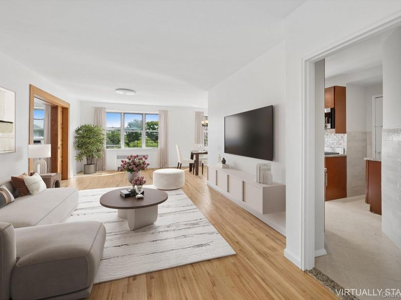 640 W 231 Street 5H, Bronx NY 10463