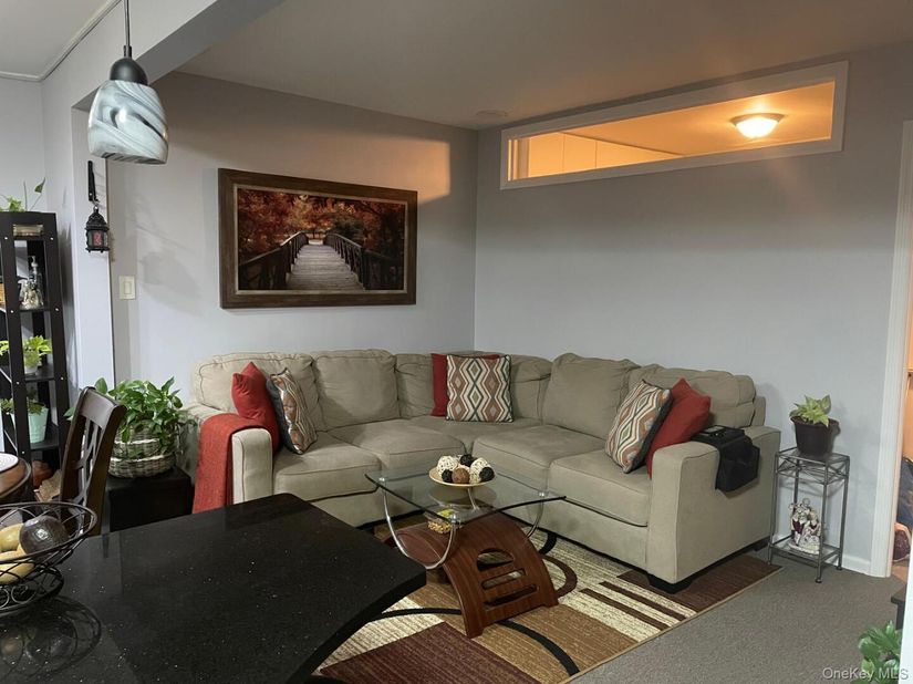 144-33 79th Avenue 3M, Kew Garden Hills NY 11367