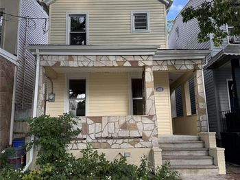 389 Warwick Street