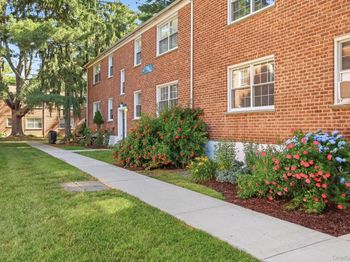 182 Pinewood Road